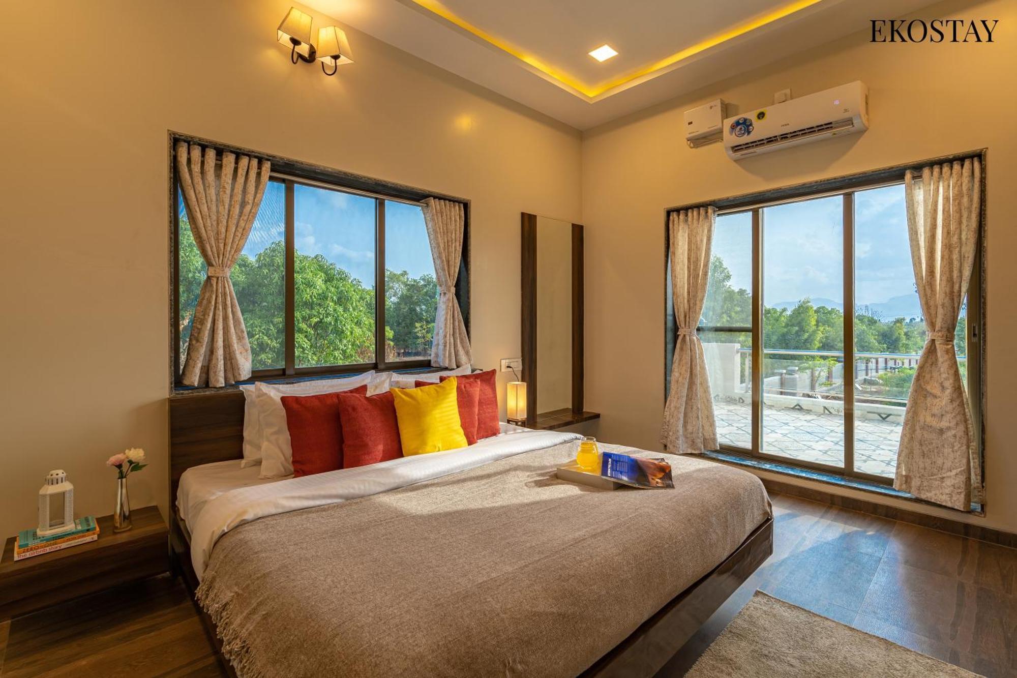 Ekostay Gold Palm Estate I Cricket Turf I Rain Dance I 2 Acre Property Karjat Zewnętrze zdjęcie