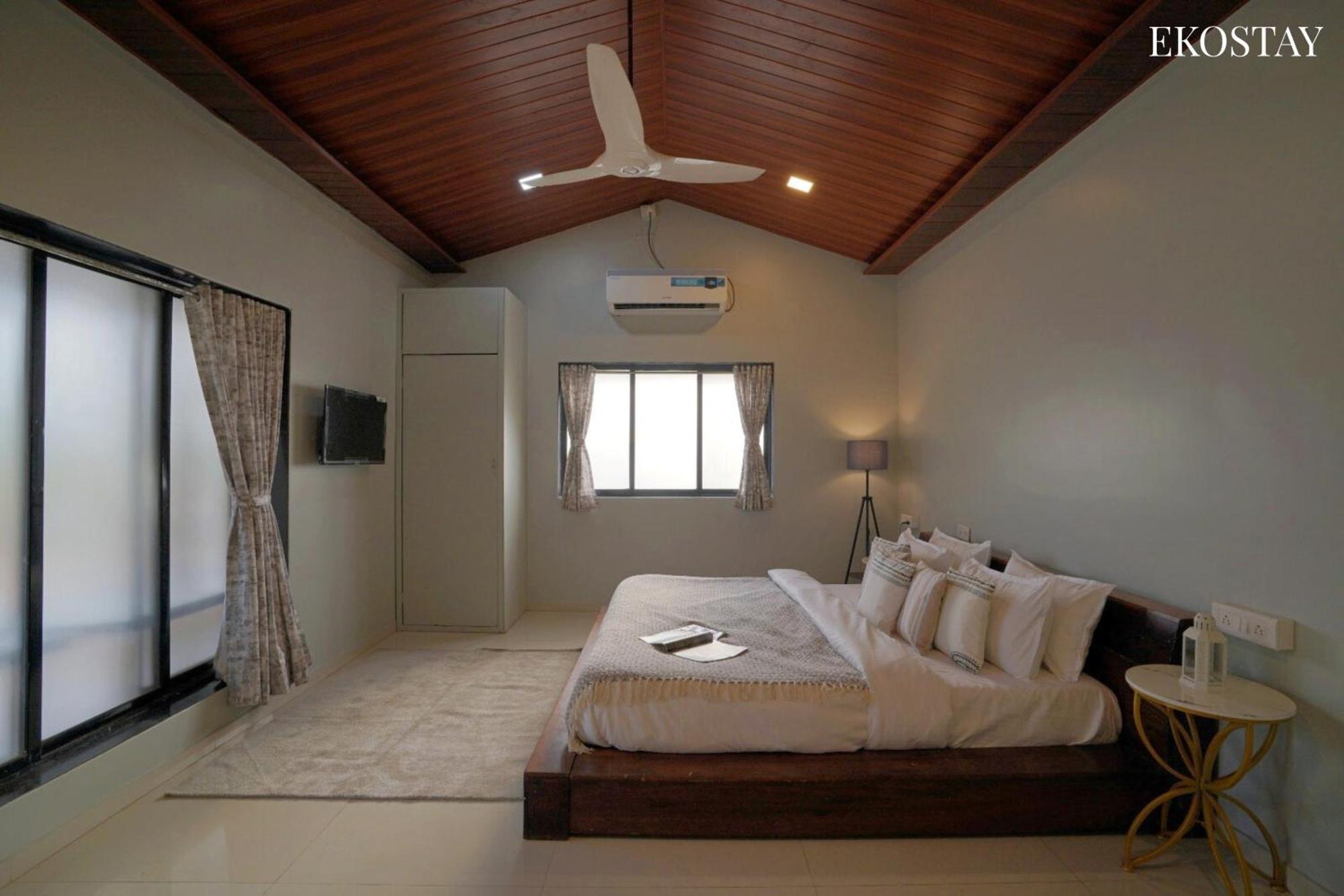 Ekostay Gold Palm Estate I Cricket Turf I Rain Dance I 2 Acre Property Karjat Zewnętrze zdjęcie